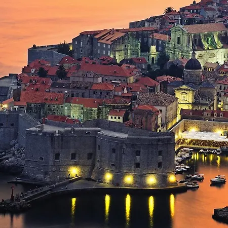 Vemar Apartment - Near The Beach, Private Parking Dubrovnik Exterior photo
