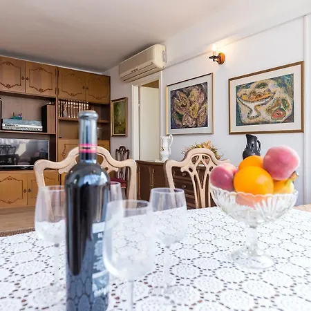 Vemar Apartment - Near The Beach, Private Parking Dubrovnik Exterior photo